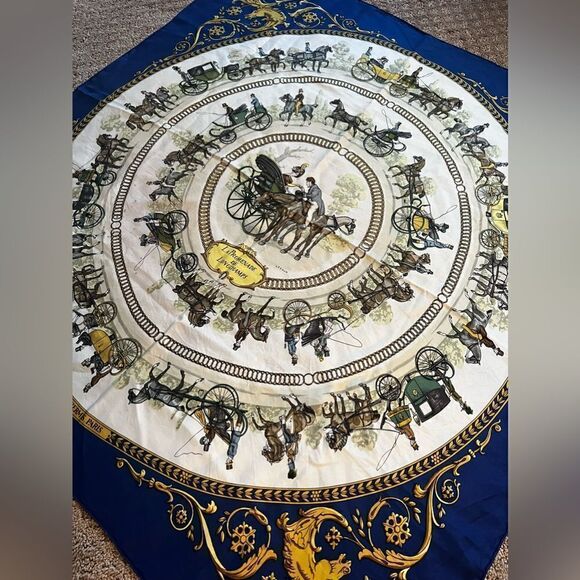 AUTH HERME SCARF, 100% SILK- La Promenade De Longchamps - Picture 4 of 6